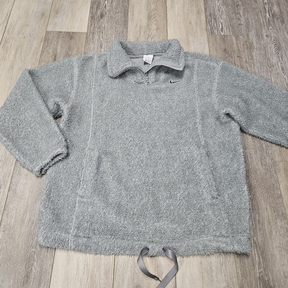 Nike Sweaters - Nike Therma Fit Sherpa Fleece Pullover Quarter Zip Grey Sweater Women's Small